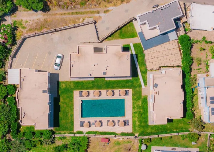 Ben Family Hotel