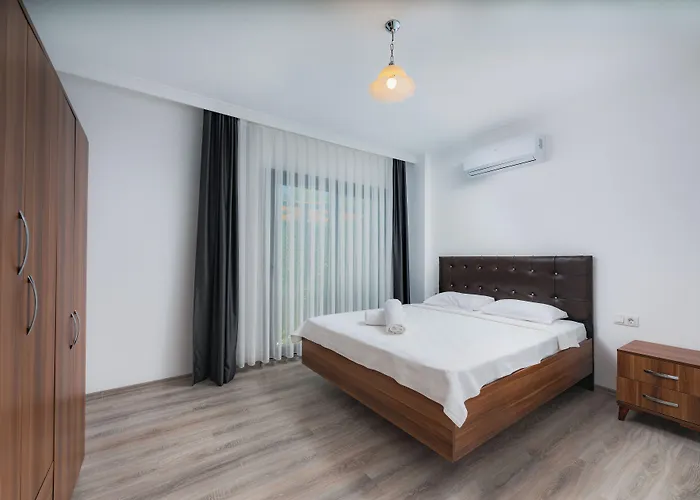 Ben Family Hotel *