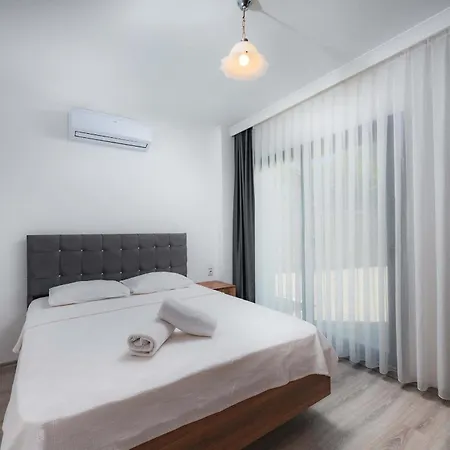 Ben Family Hotel