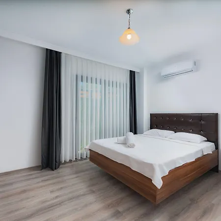 Ben Family מלון *